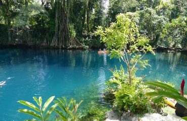 Vanuatu Insel Espirito-Santo Blue Hole